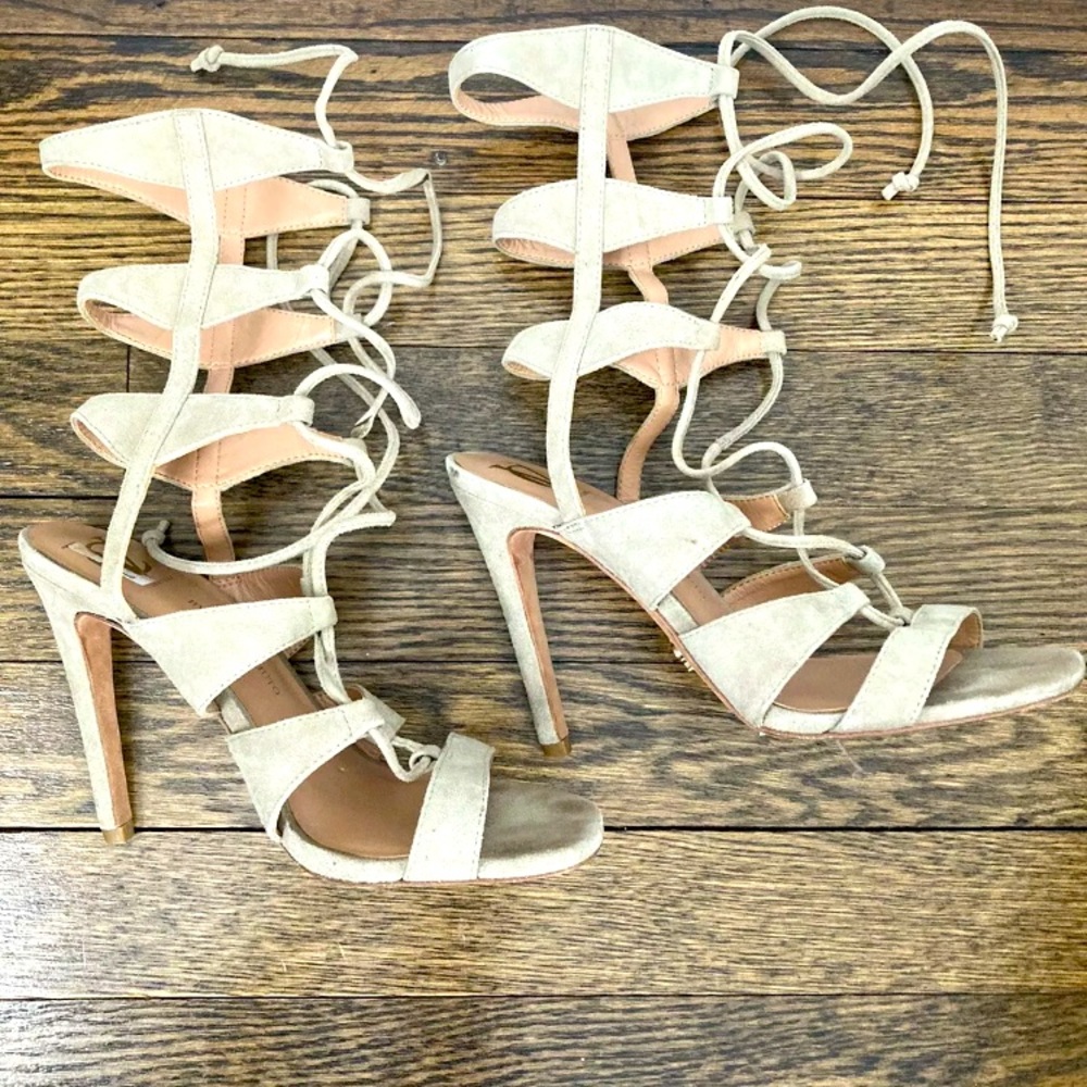 VINCE CAMUTO Tan gladiator Heels Size 6